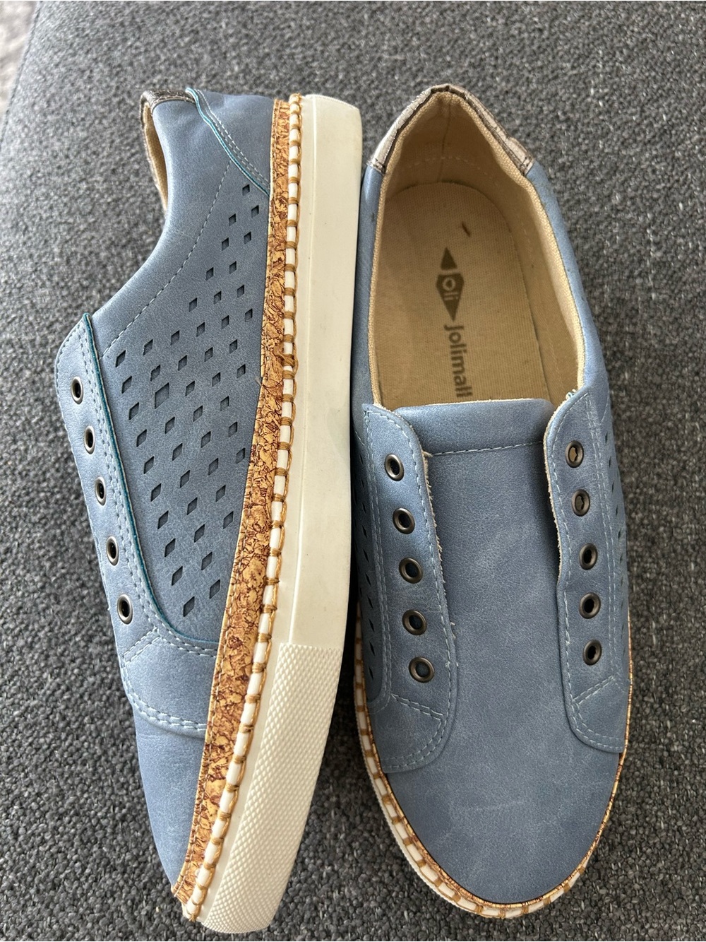 9 Jolimall Slip-On Casual Sneakers in Light Blue EUC Worn once